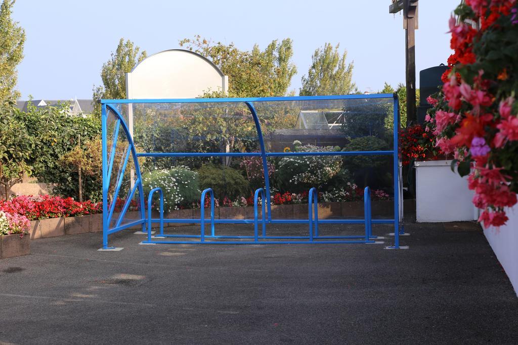 Beausite Hotel Grouville Екстер'єр фото